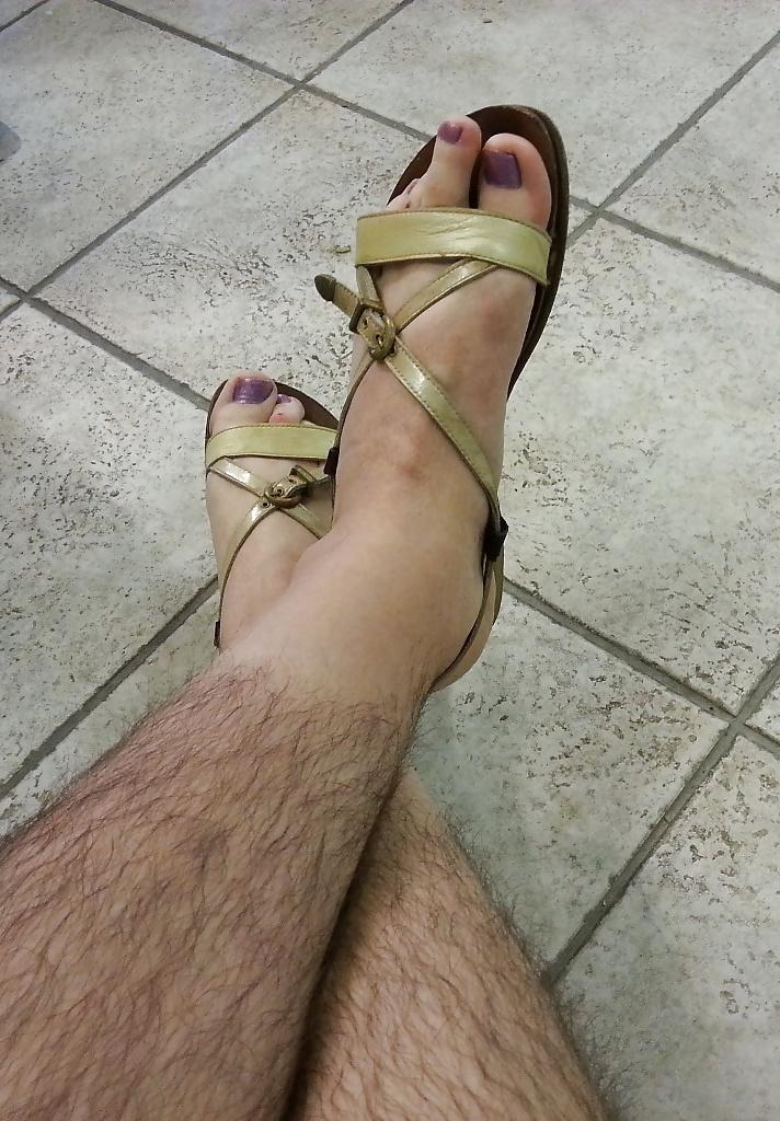 10P Cum on little sister's sandals of scarpebagnate