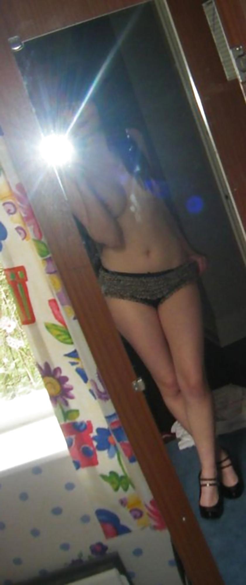 22P Pretty Amateur Brunette 32