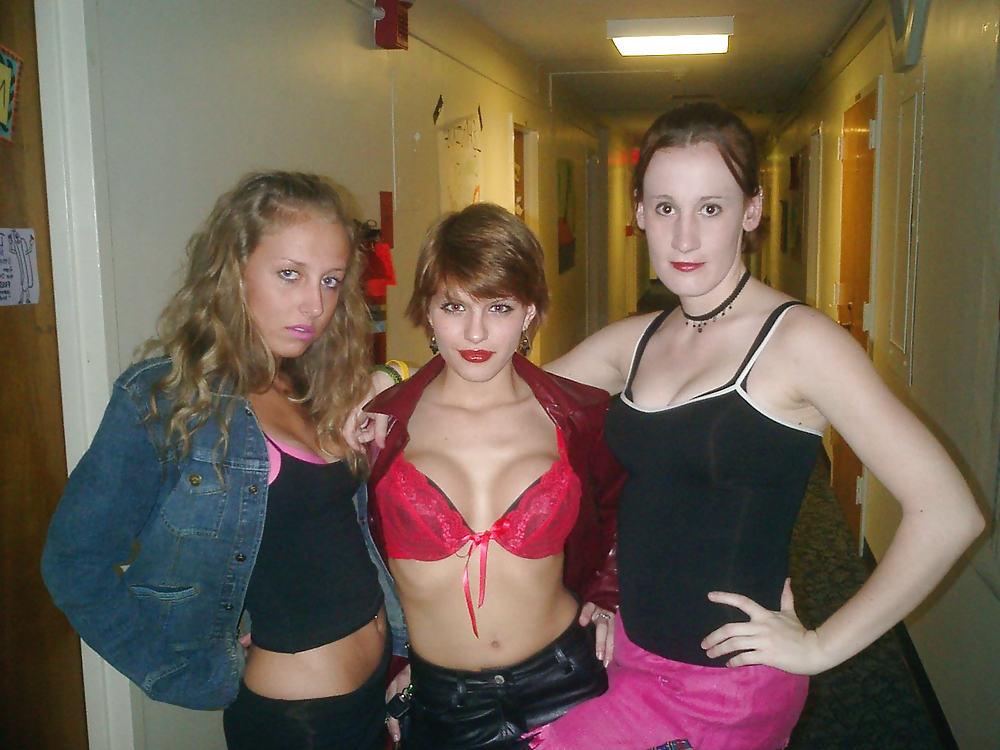 25P Bra Babes 141