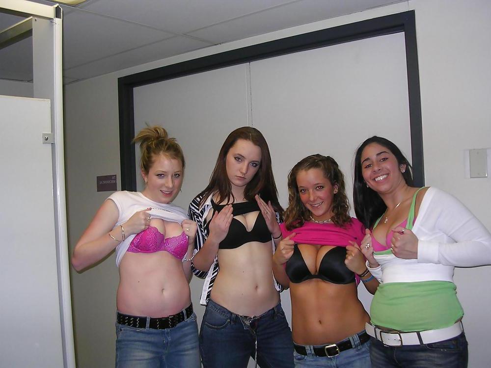25P Bra Babes 141