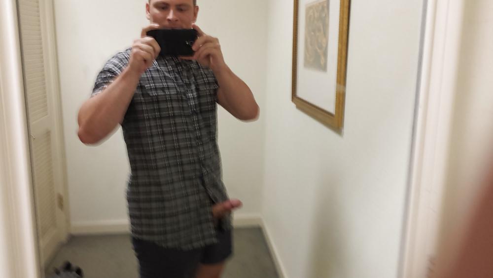 6P Me in a dressing room