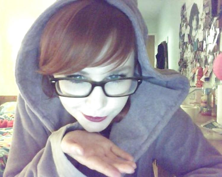25P Pretty Amateur RedHead Lauren 3