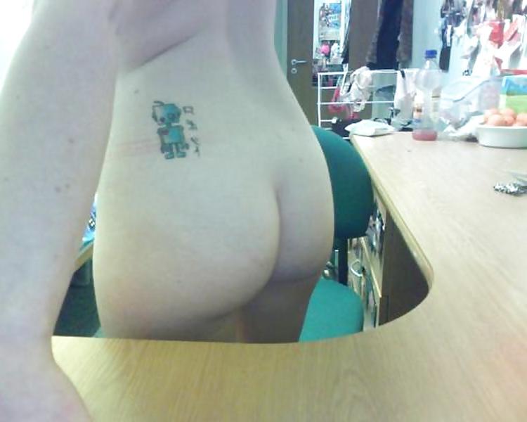 25P Pretty Amateur RedHead Lauren 4