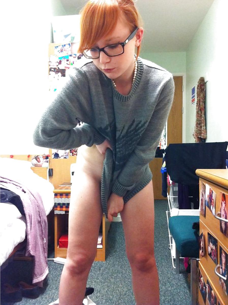 25P Pretty Amateur RedHead Lauren 6