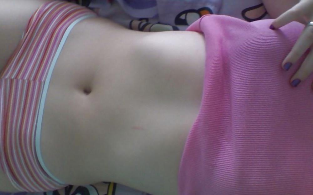 25P Pretty Amateur Brunette 3