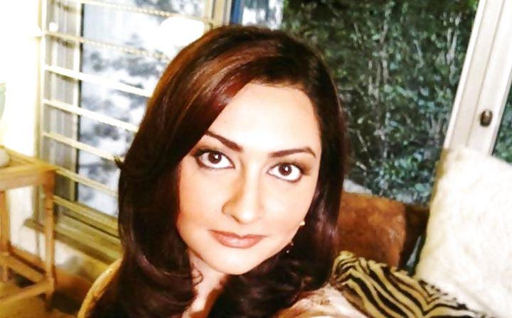 16P Sexy paki faces for face fuck