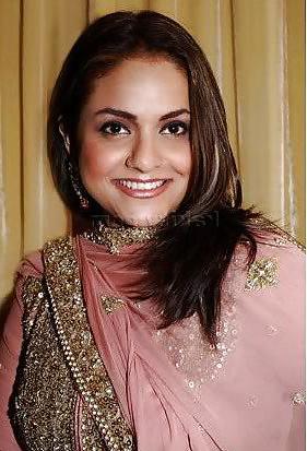 16P Sexy paki faces for face fuck