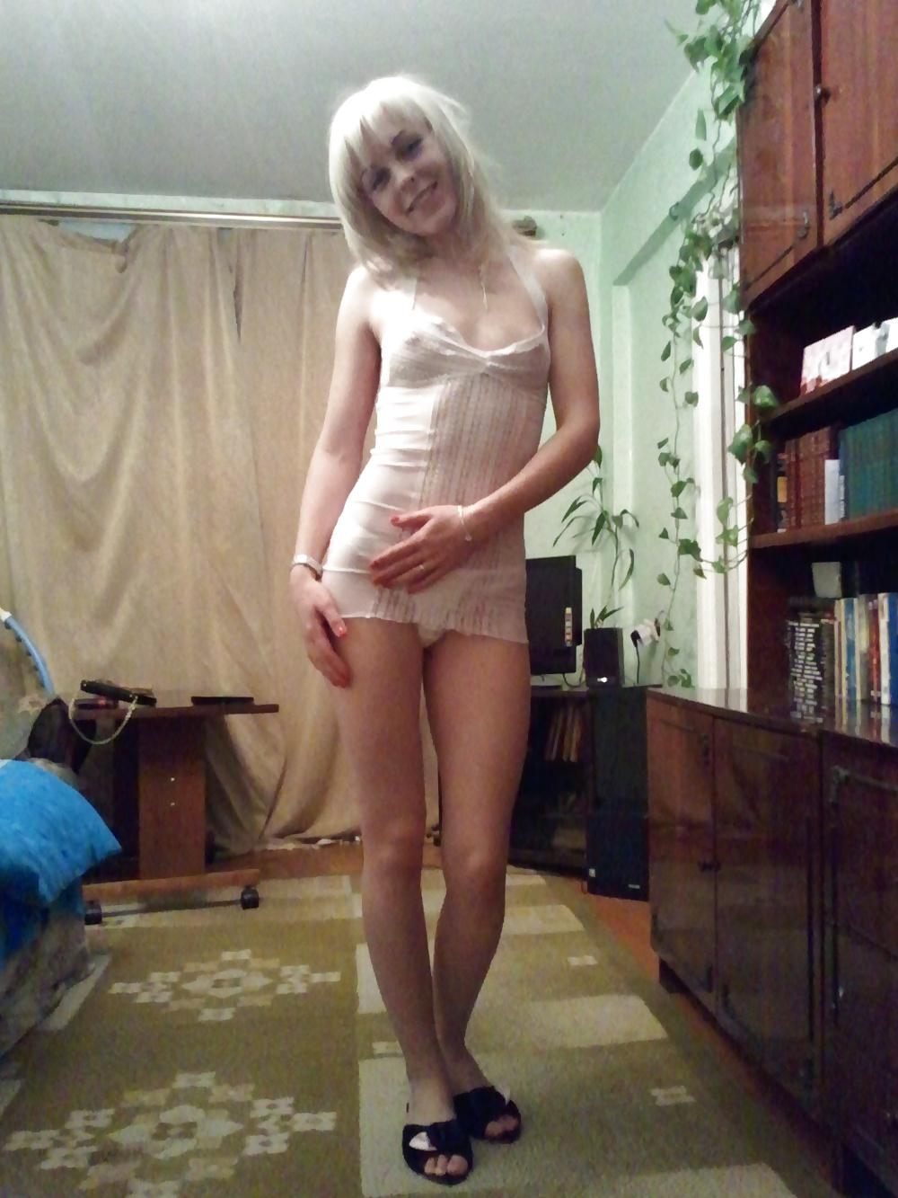 25P Pretty Amateur Blonde 22