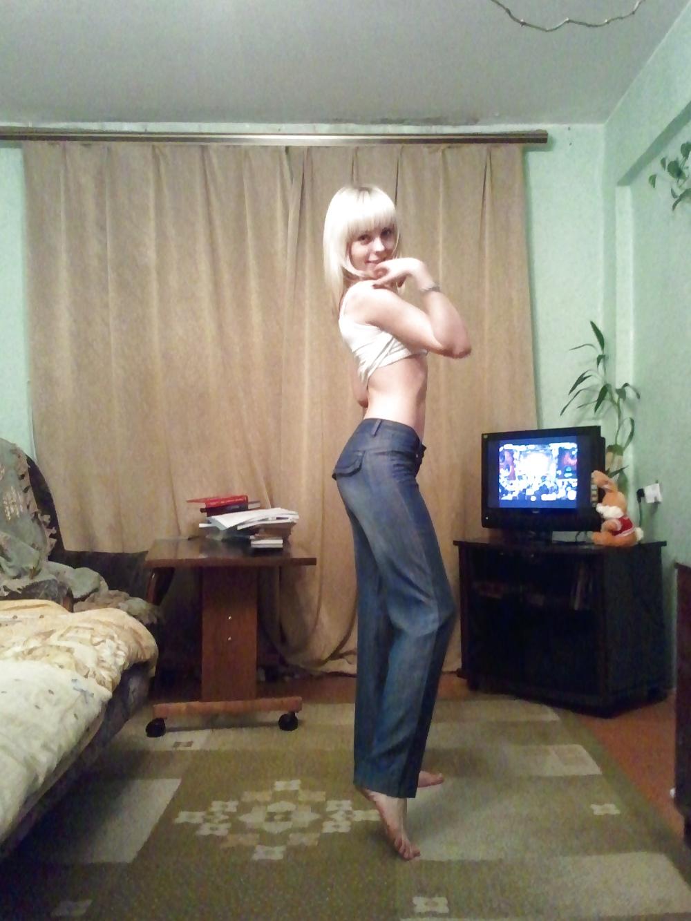 25P Pretty Amateur Blonde 22