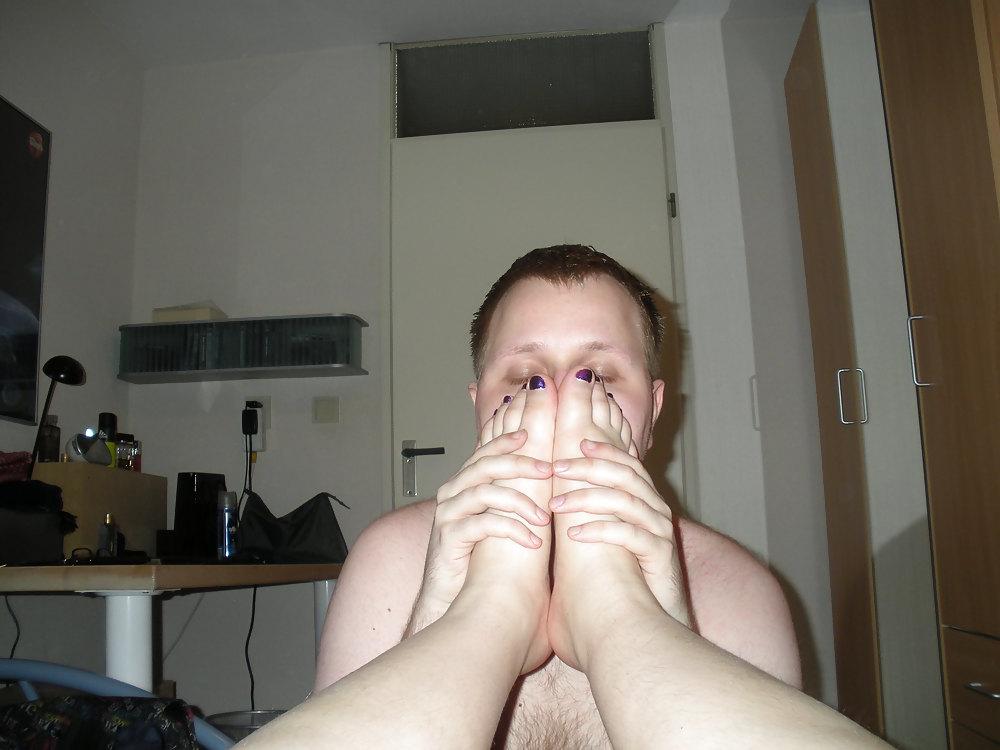13P My Smelly Feet 19yo (tease + reward)