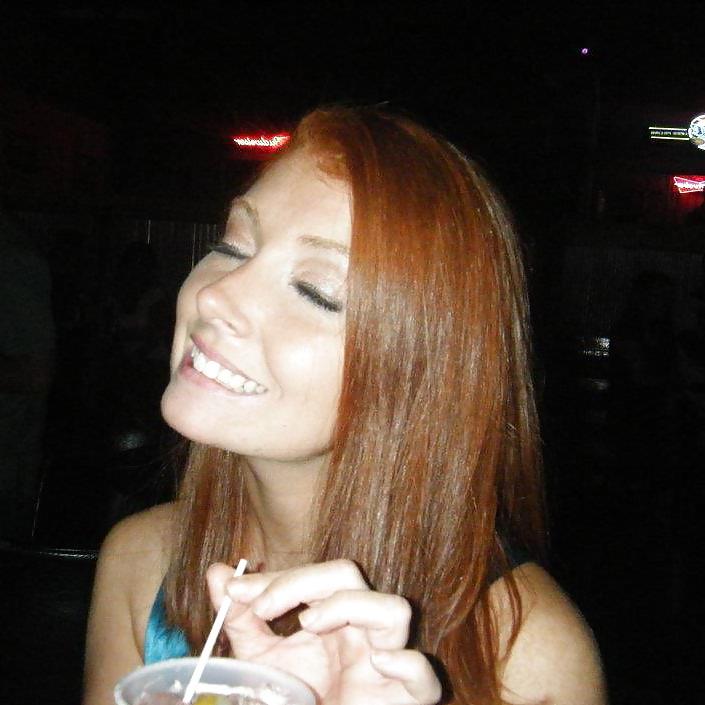 25P Young Sexy Grade School Teacher (What would you do to her?)