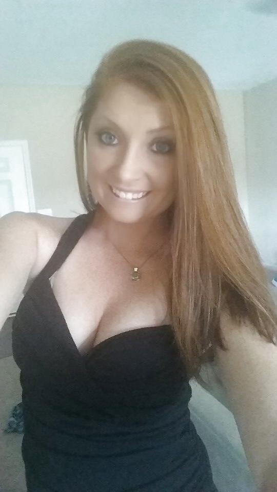 25P Young Sexy Grade School Teacher (What would you do to her?)