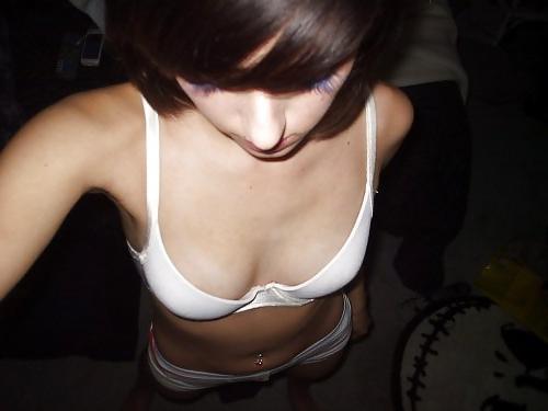 25P Bra Babes 100