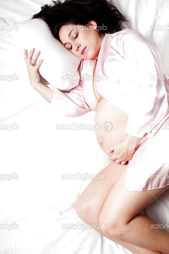25P Pregnant Women In Satin