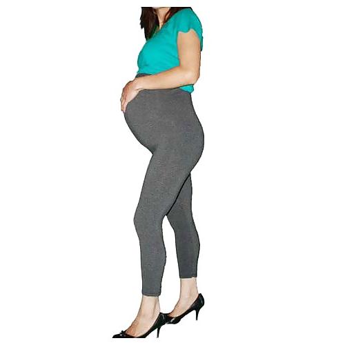 25P My favorite pregnant moms in thongs and nightgowns