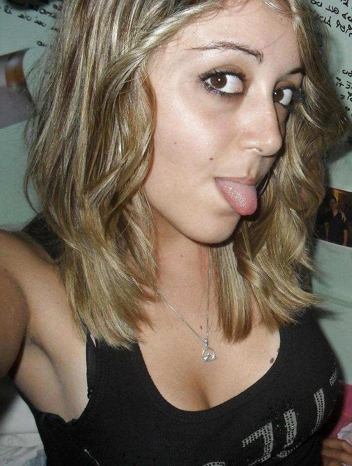 10P Simy - Blonde Silly Tease 