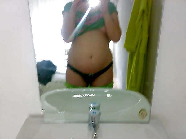 9P Pregnant and want your cum