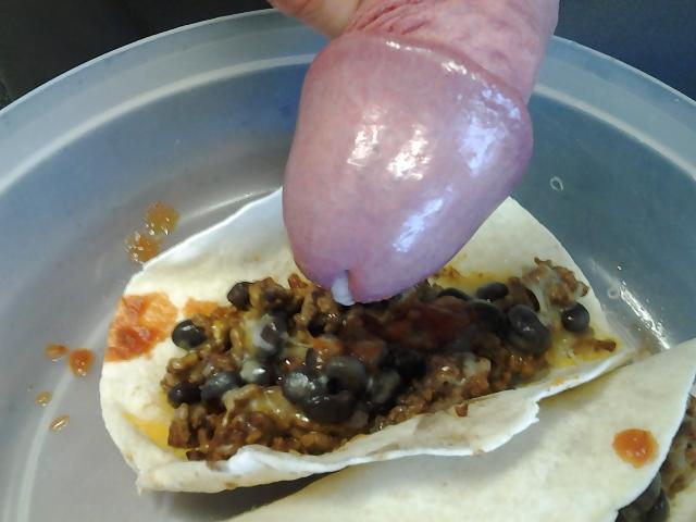 8P Cum on Food Mix