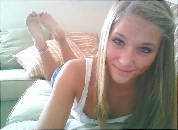9P My princess feet!