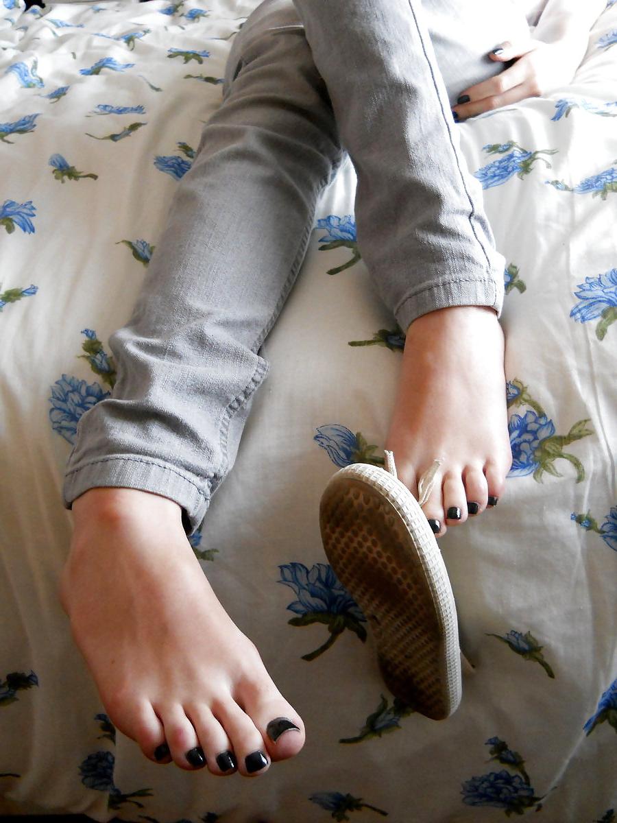 9P My princess feet!