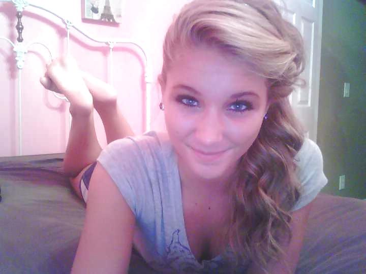 9P My princess feet!