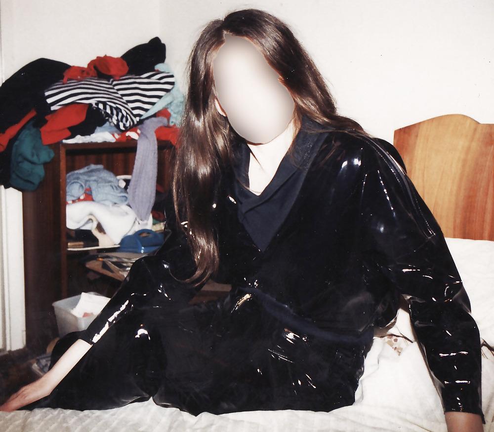 10P She likes cum on her plastic