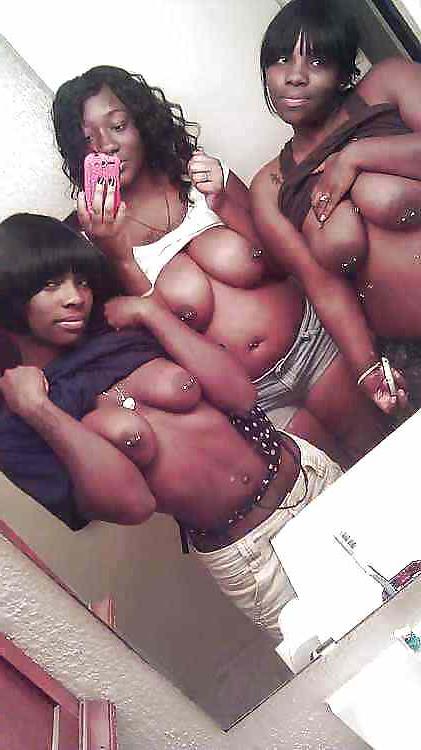 25P Pretty young amateur teens of all colors