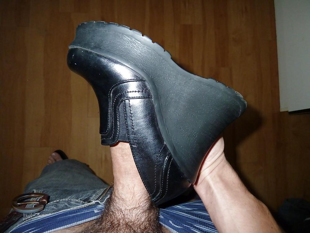 14P Cum on Girlsfriends Shoes