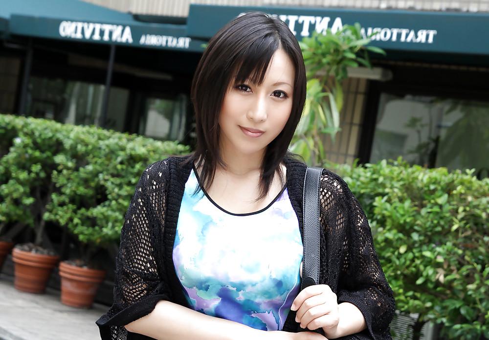 25P Yuna Hoshizaki - Beautiful Japanese PornStar