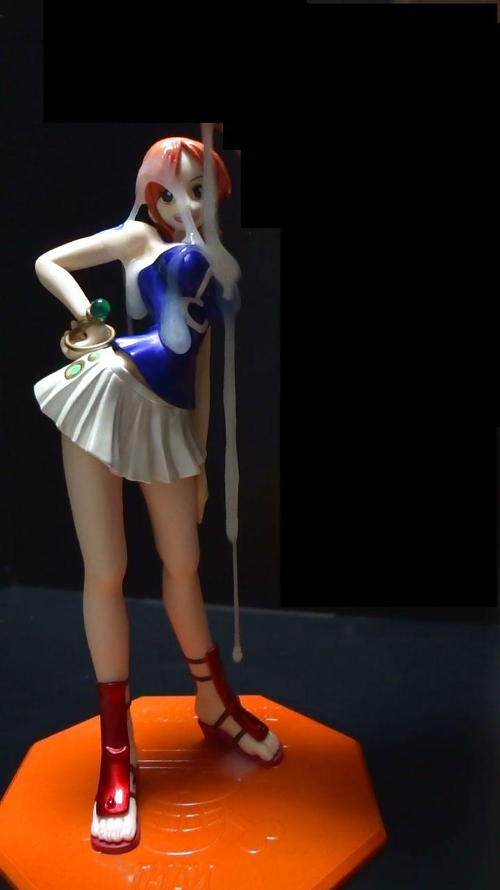 25P Semen on figures