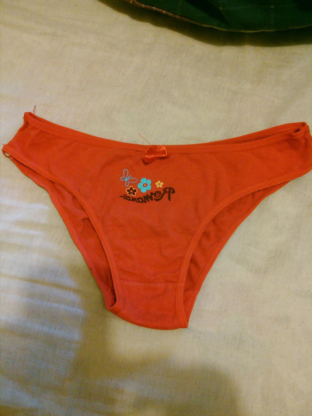 16P Los calzones y bra de mi vecina