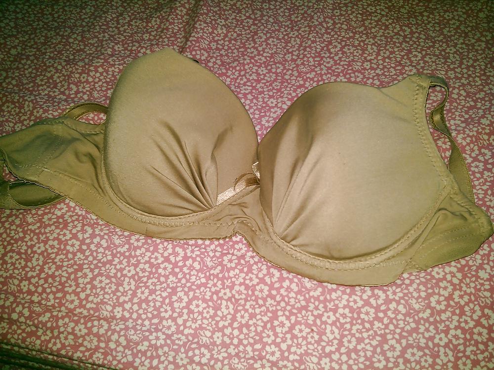 16P Los calzones y bra de mi vecina