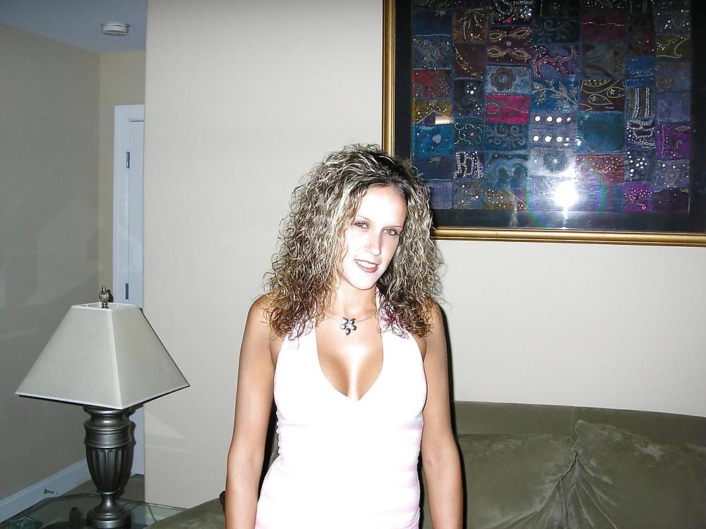 18P Pretty Amateur Blonde 32