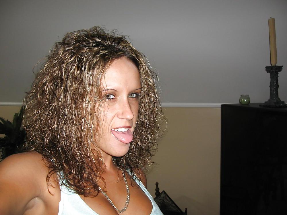 18P Pretty Amateur Blonde 32