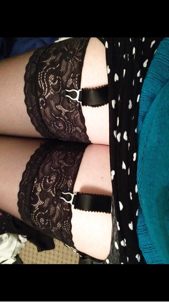 8P Horny Sexy Somerset Slut Flashing Cunt At College