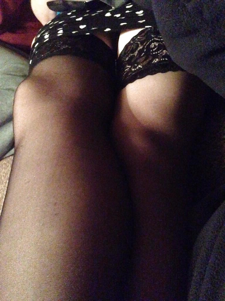 8P Horny Sexy Somerset Slut Flashing Cunt At College