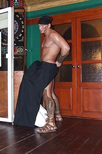 25P Women and Gladiator Male Stripper (Real party-CFNM)