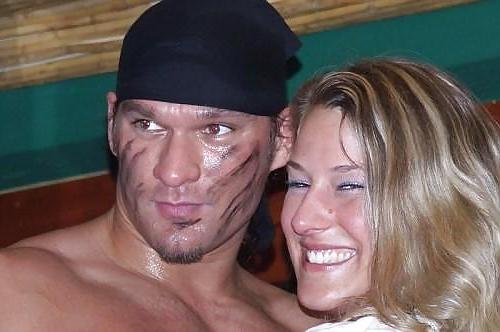 25P Women and Gladiator Male Stripper (Real party-CFNM)