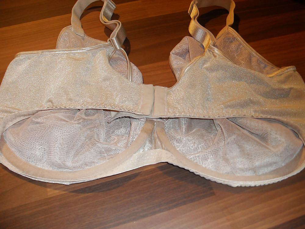 25P Bra shot