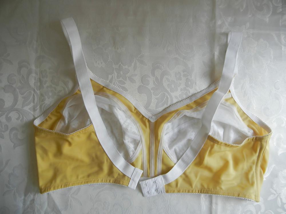 25P Bra shot