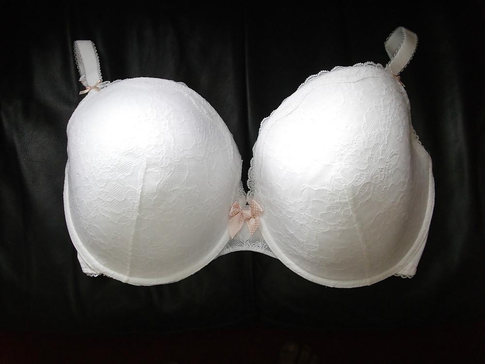 25P Bra shot