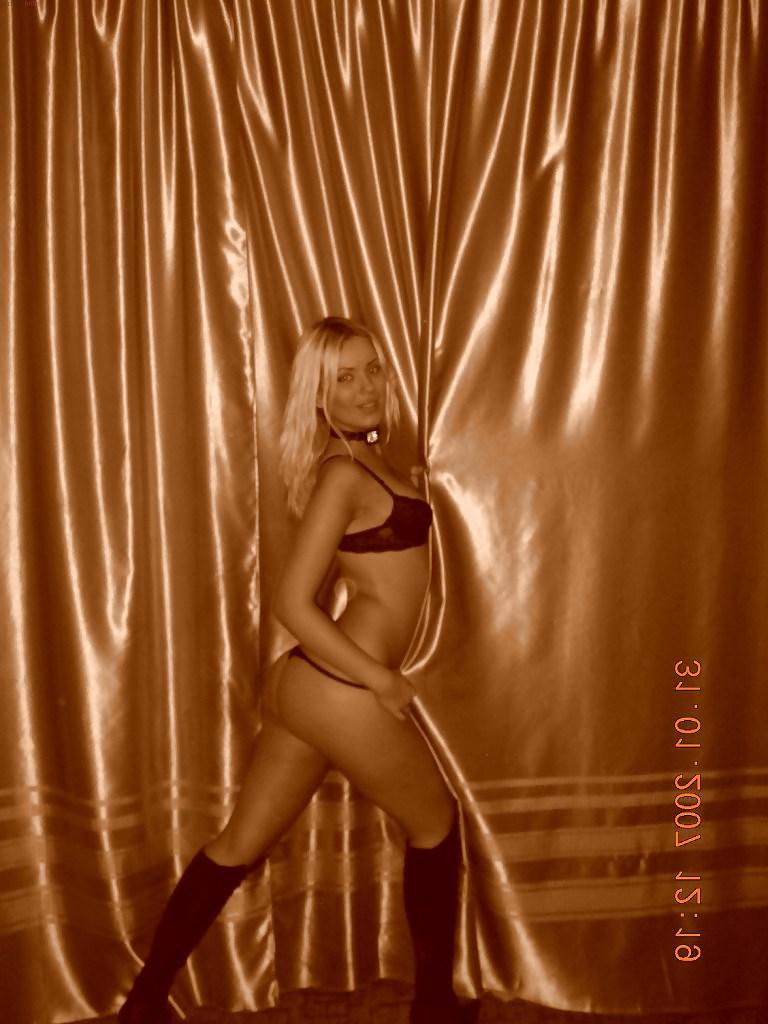 25P Pretty Russian Blonde 