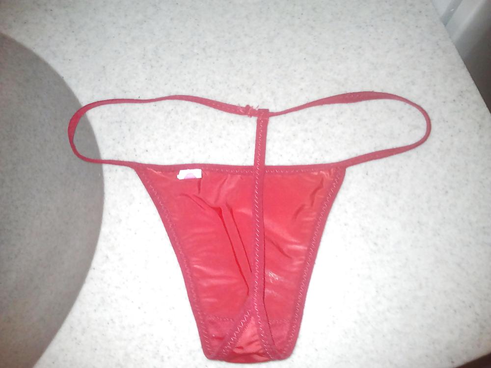 11P Pretty thong 