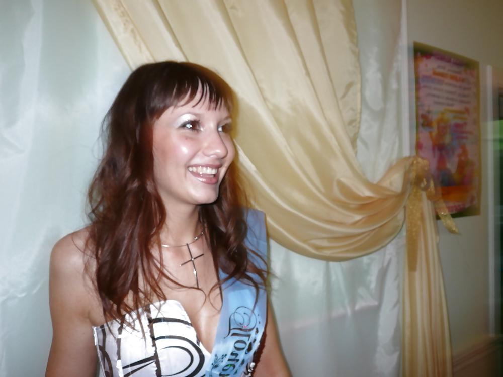 25P Slim Russian Girl From Private Album 