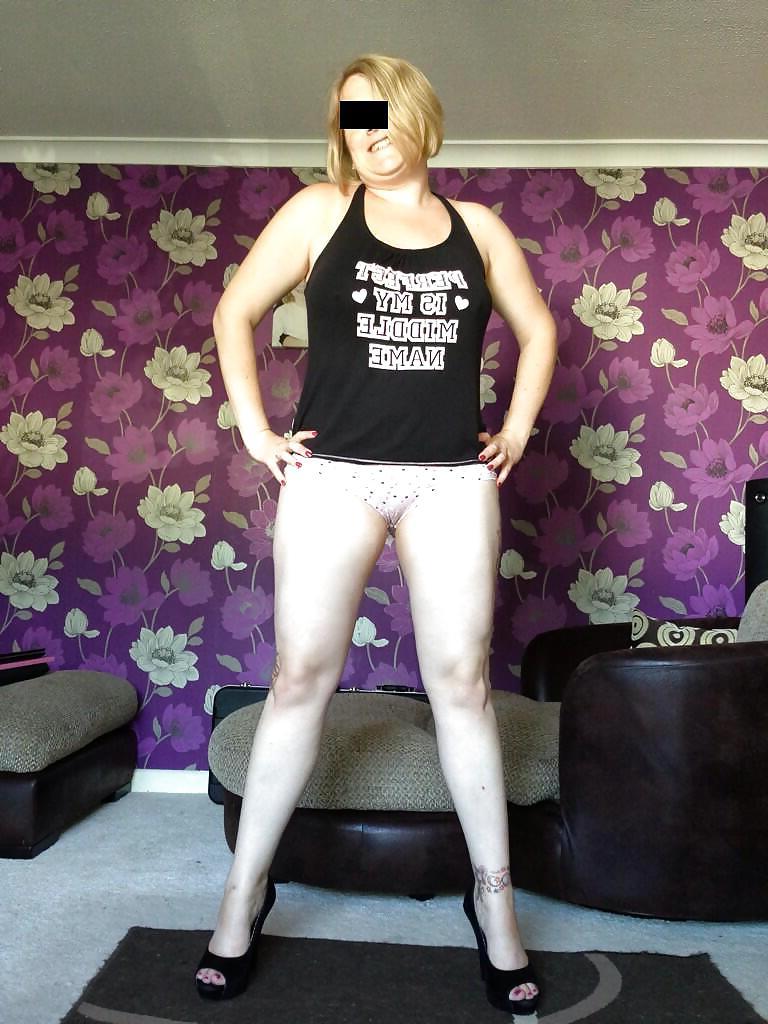 8P Sexy Blonde Tattooed MILF 4 Spanking