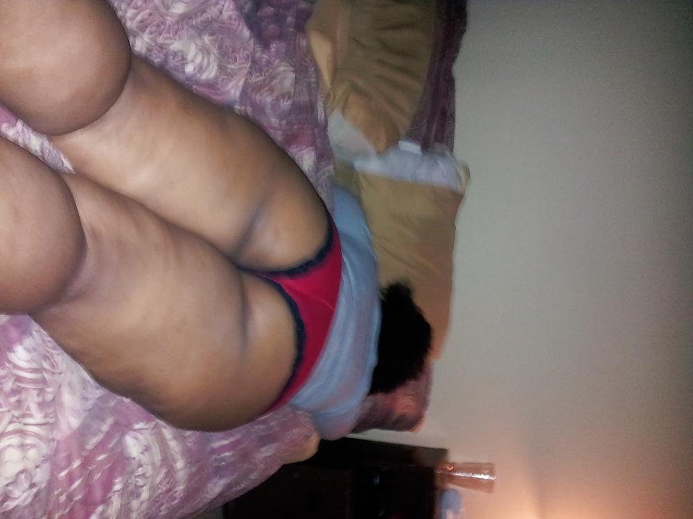 8P My young super thick shorty