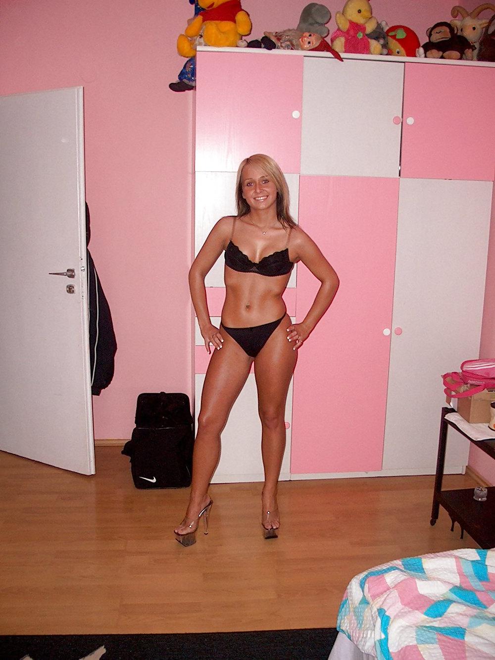 25P Bra Babes 120