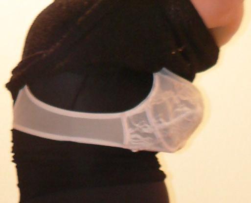 25P Taking Off Black Shirt (Showing Bra)