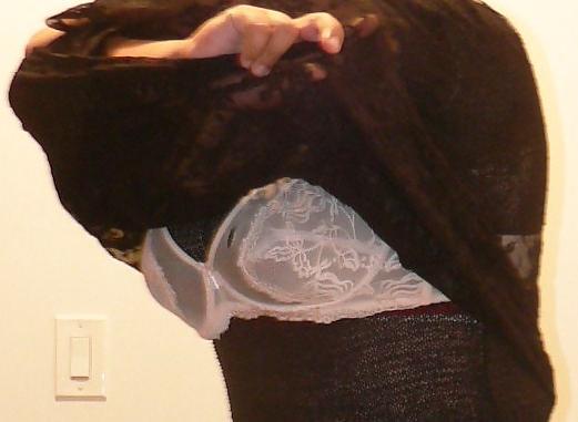 25P Taking Off Black Shirt (Showing Bra)