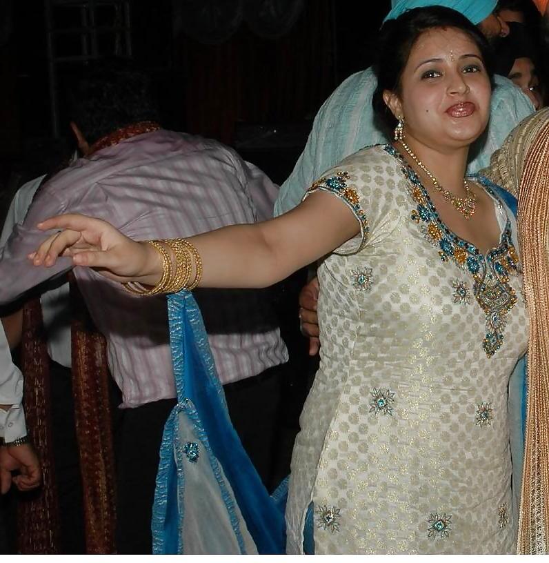 12P Cum on this hot bhabhi 1